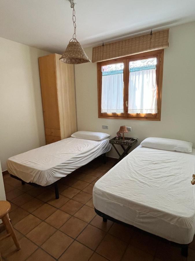 Cases Roses Escaló Εξωτερικό φωτογραφία